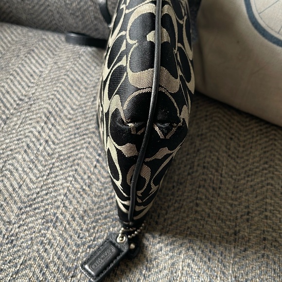 Coach Black Canvas Tan C Signature Leather Trim Wristlet Wallet. - Picture 13 of 16